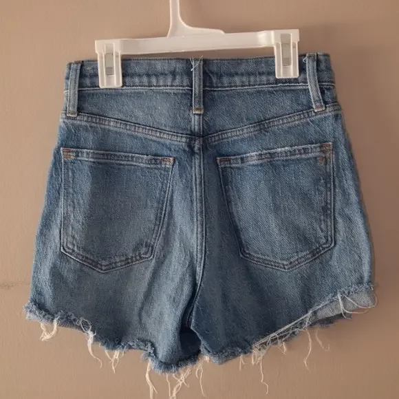 Madewell Denim Short in Blue - Picture 4 of 4